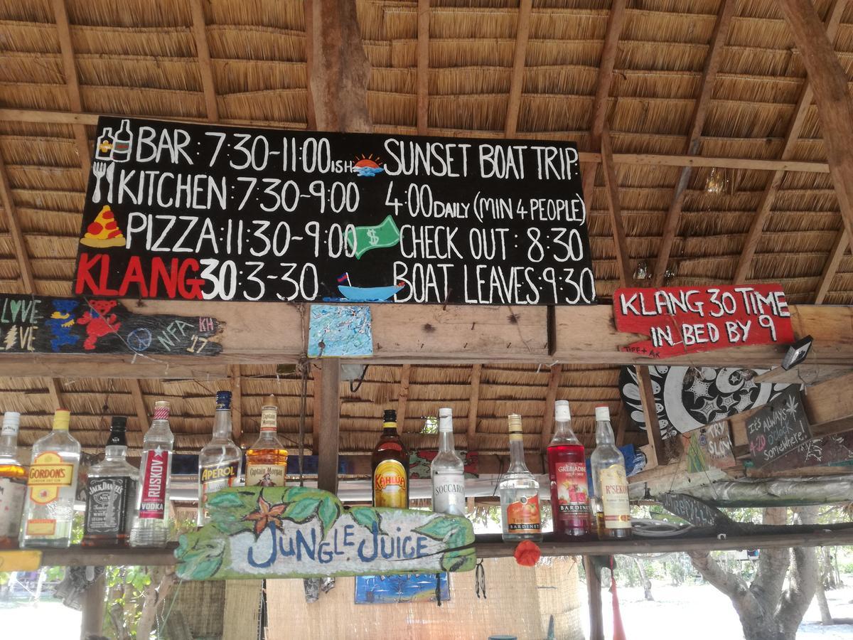 The Last Point Hostel Koh Ta Kiev Exterior photo