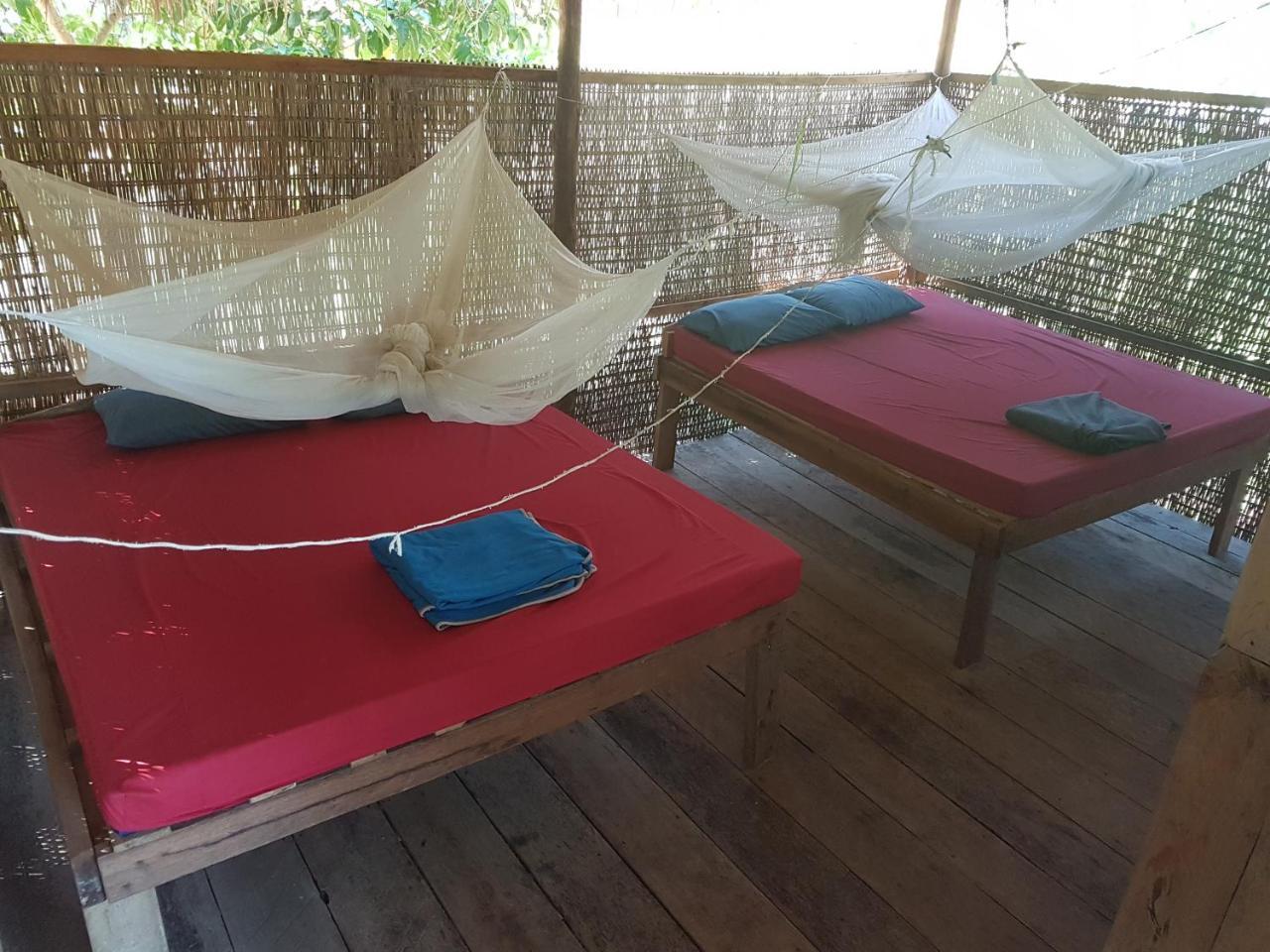 The Last Point Hostel Koh Ta Kiev Exterior photo